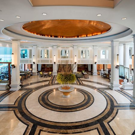 Dusit Thani Pattaya Esterno foto Lobby