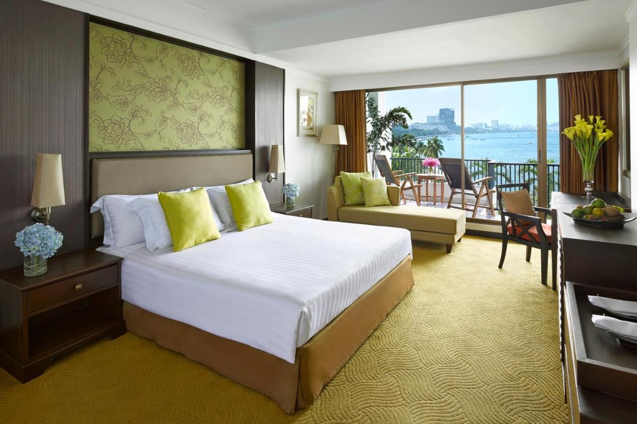 Dusit Thani Pattaya Esterno foto