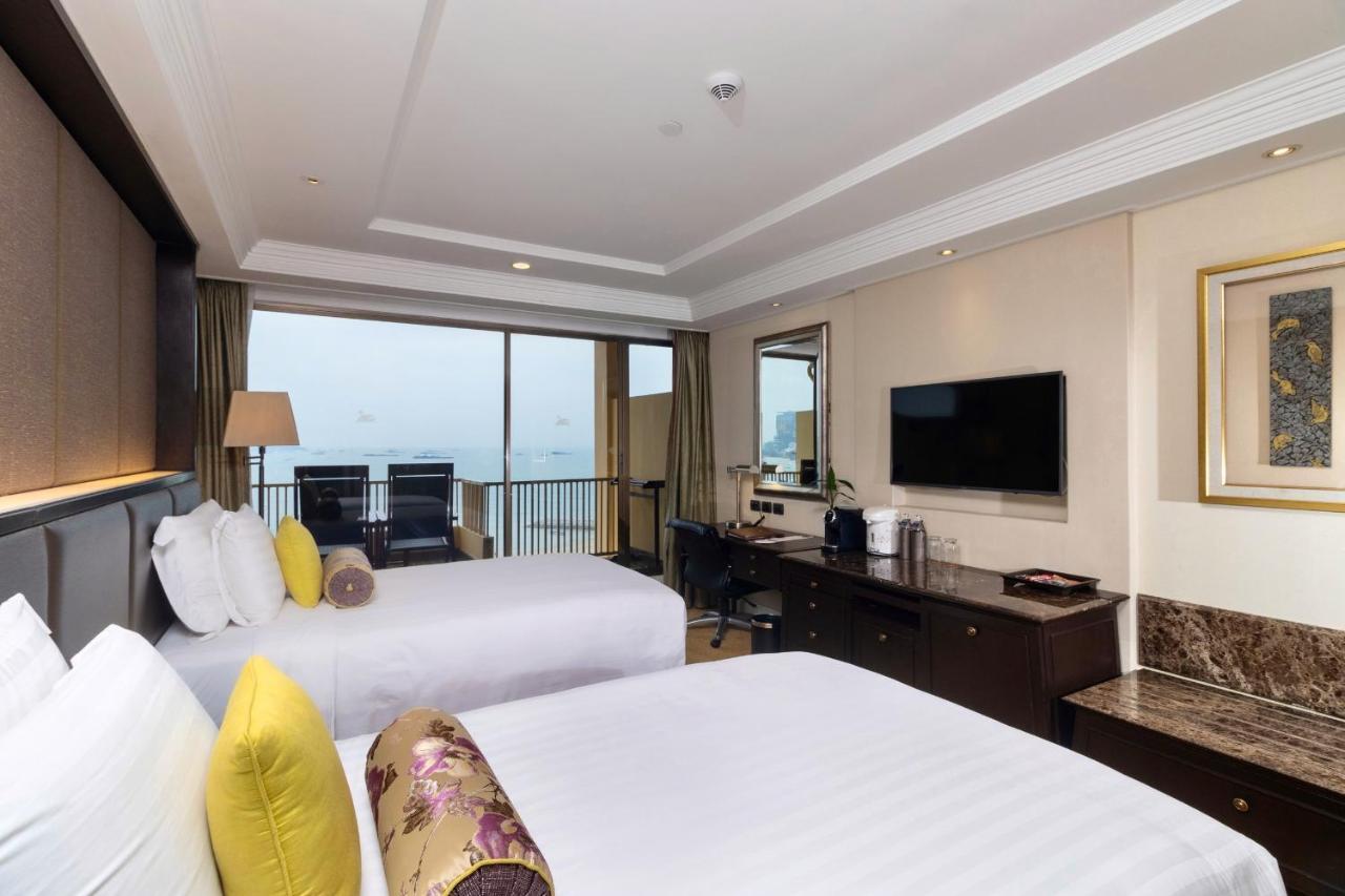 Dusit Thani Pattaya Esterno foto Deluxe Ocean View