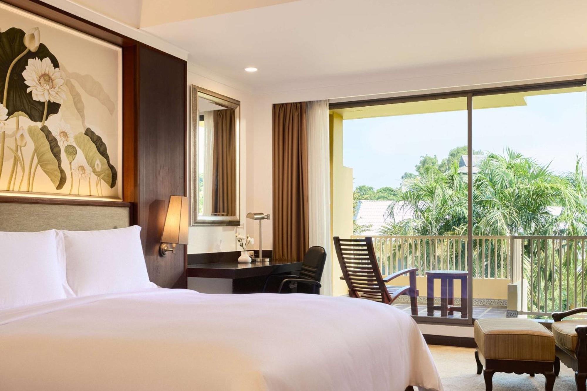 Dusit Thani Pattaya Esterno foto Deluxe Room