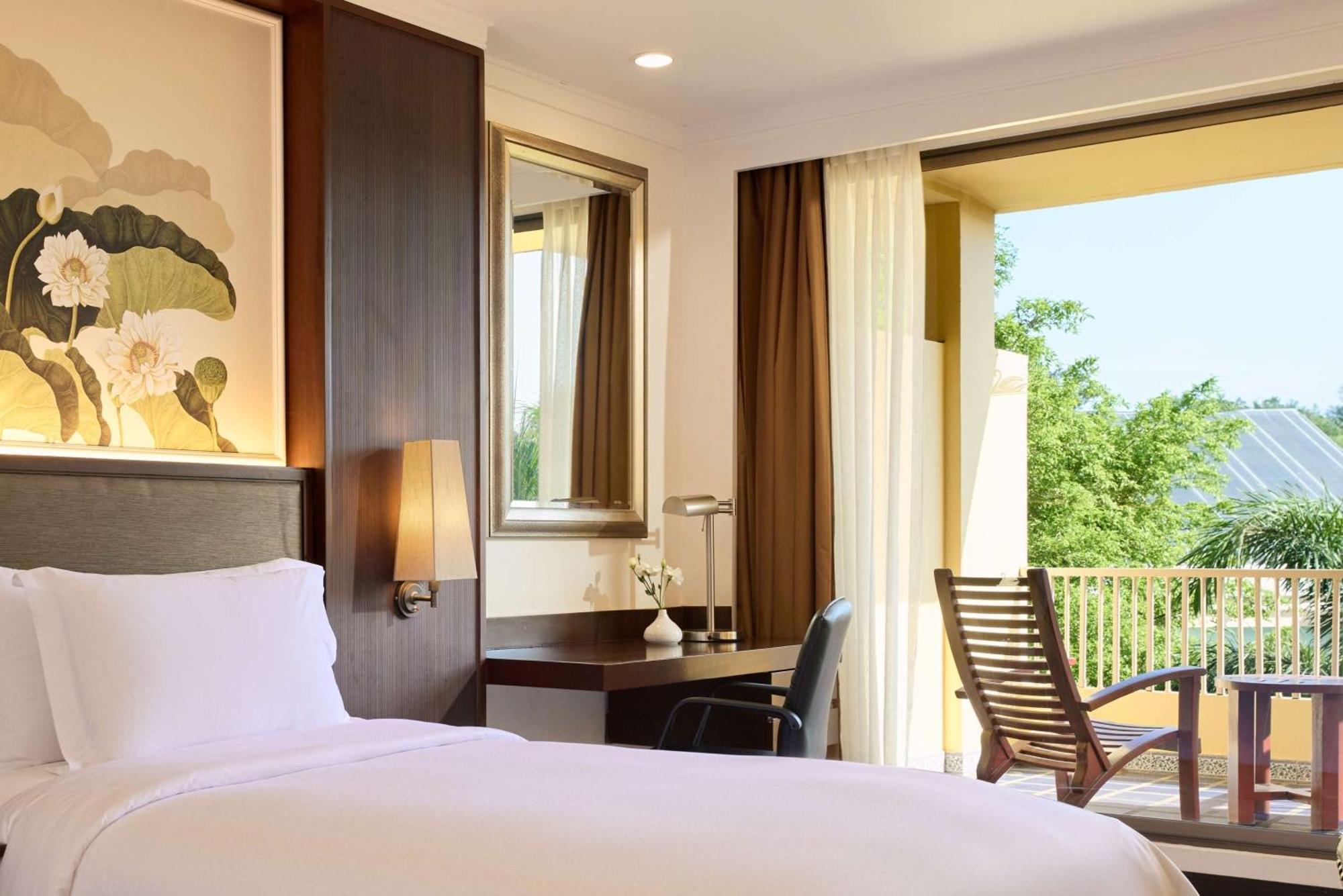 Dusit Thani Pattaya Esterno foto Deluxe Room