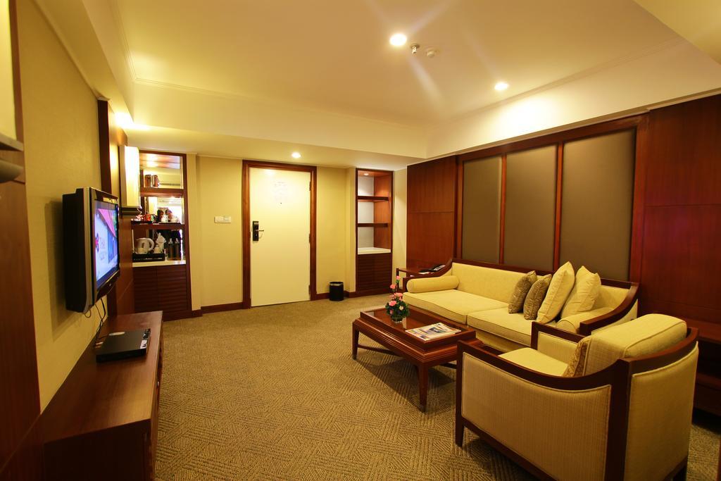Dusit Thani Pattaya Esterno foto A suite at the hotel